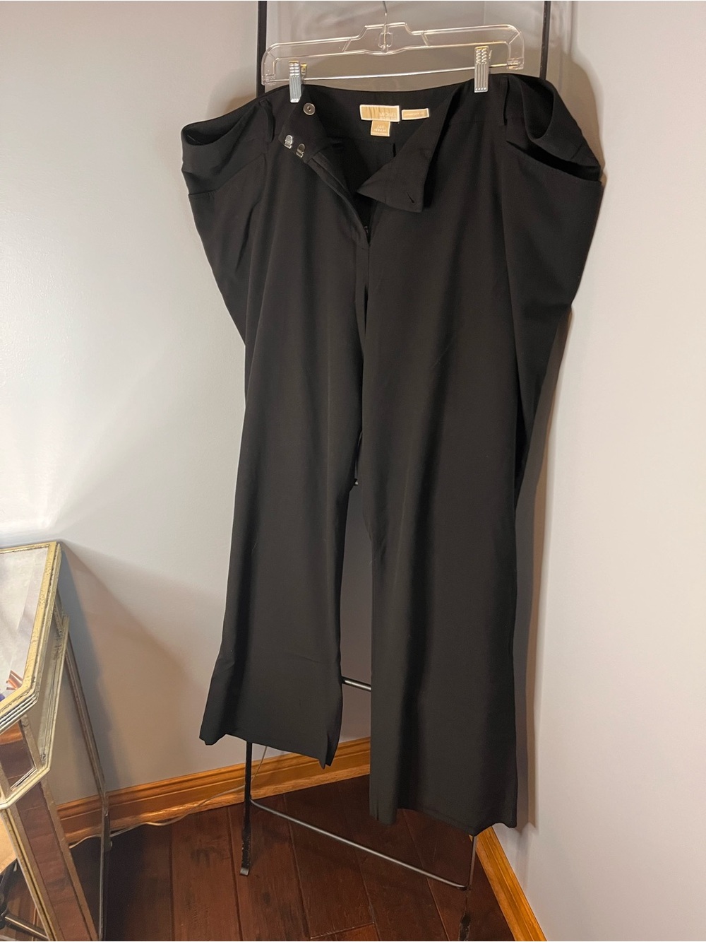 MICHAEL Michael Kors Black Wide-Leg Dress Pants